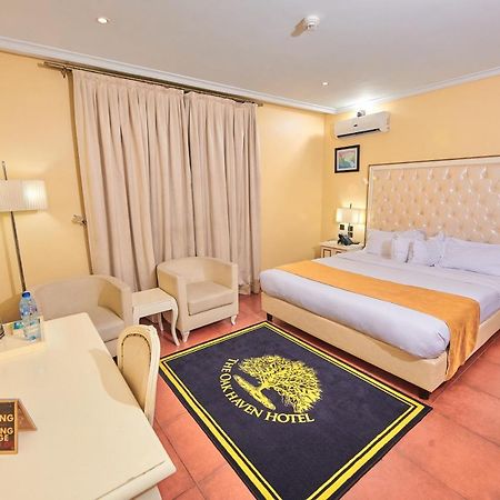 Oak Haven Hotel & Suites Port Harcourt Exterior foto