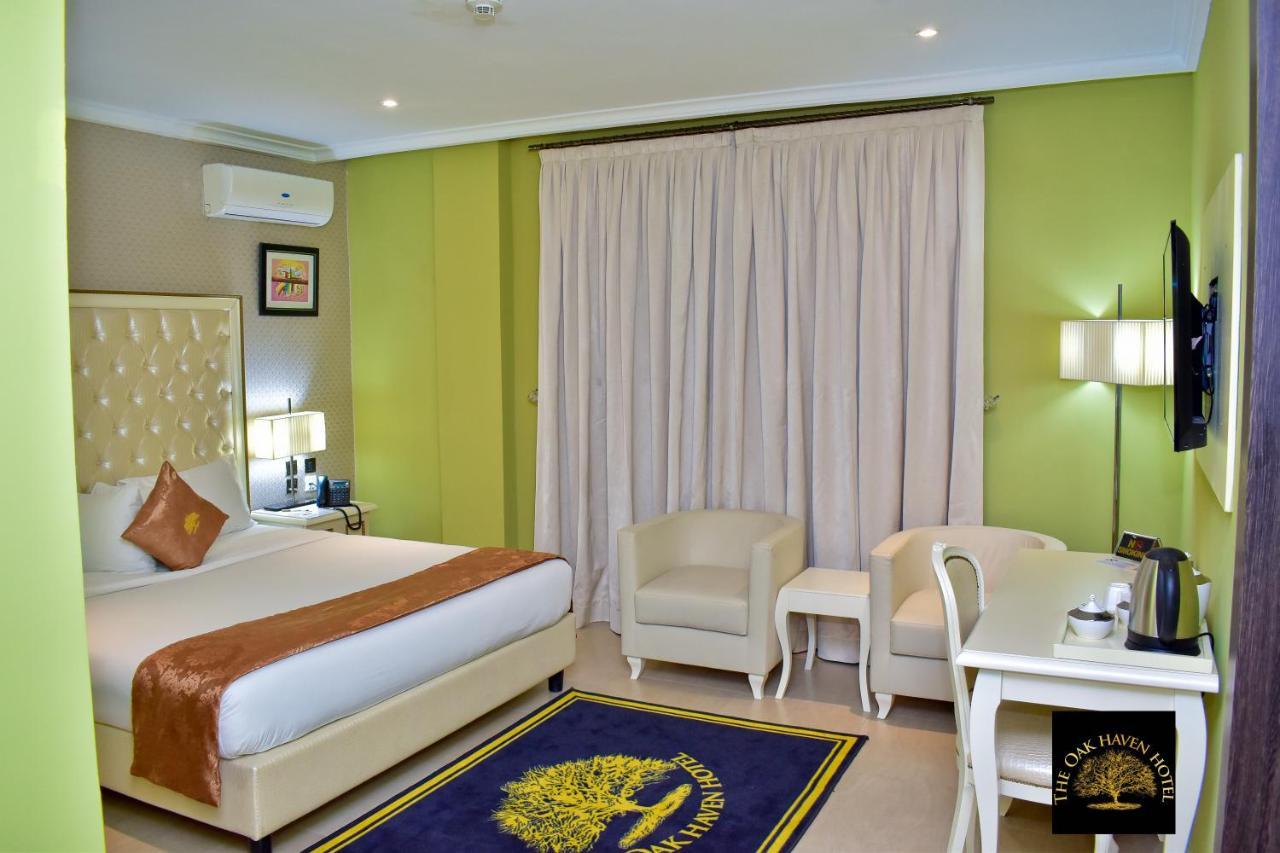 Oak Haven Hotel & Suites Port Harcourt Exterior foto